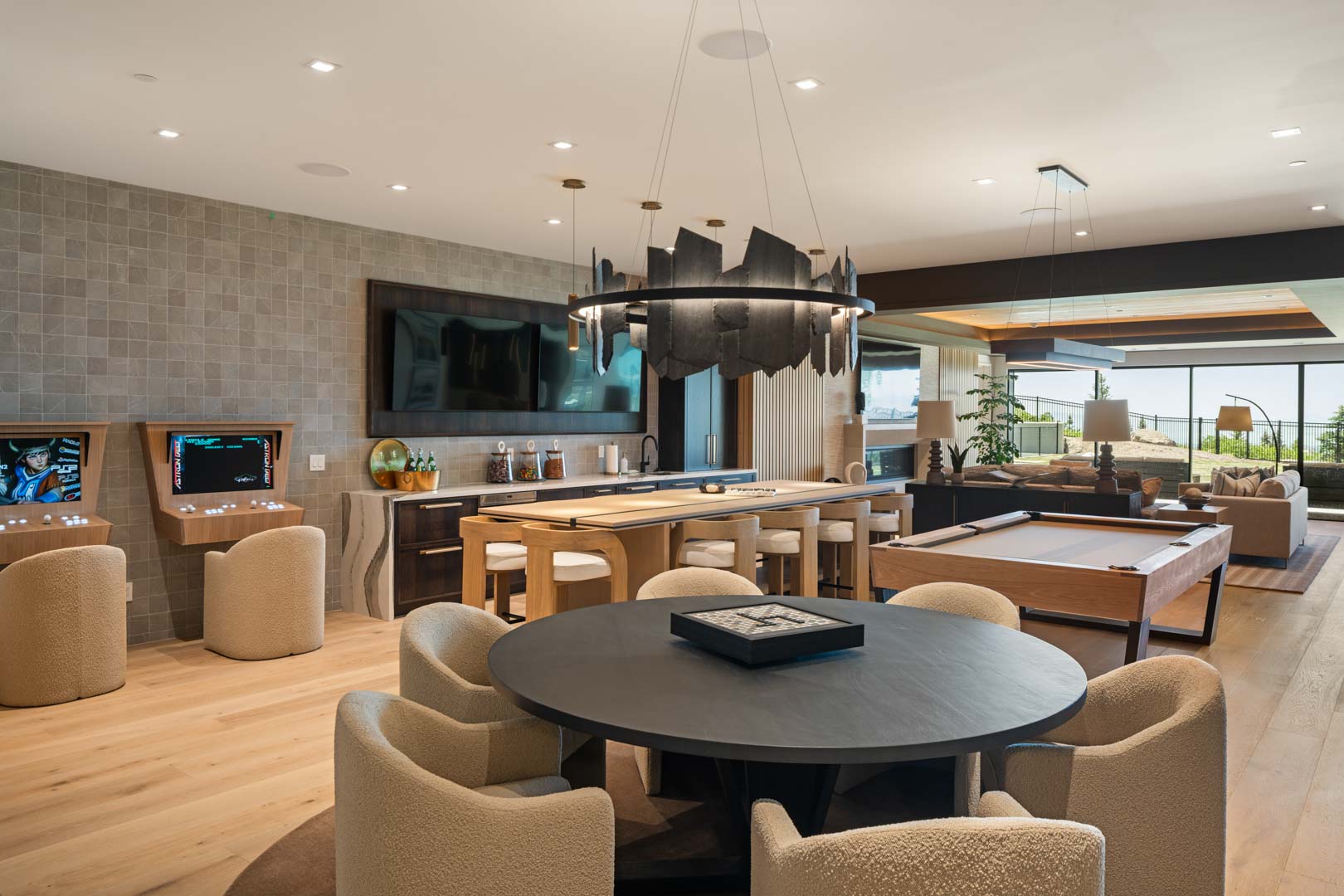 Evergreen Summit high end custom home finishes