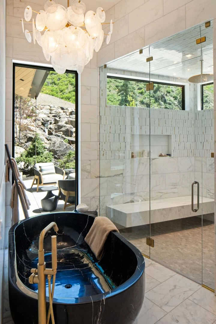 Evergreen Summit luxury custom home finishes