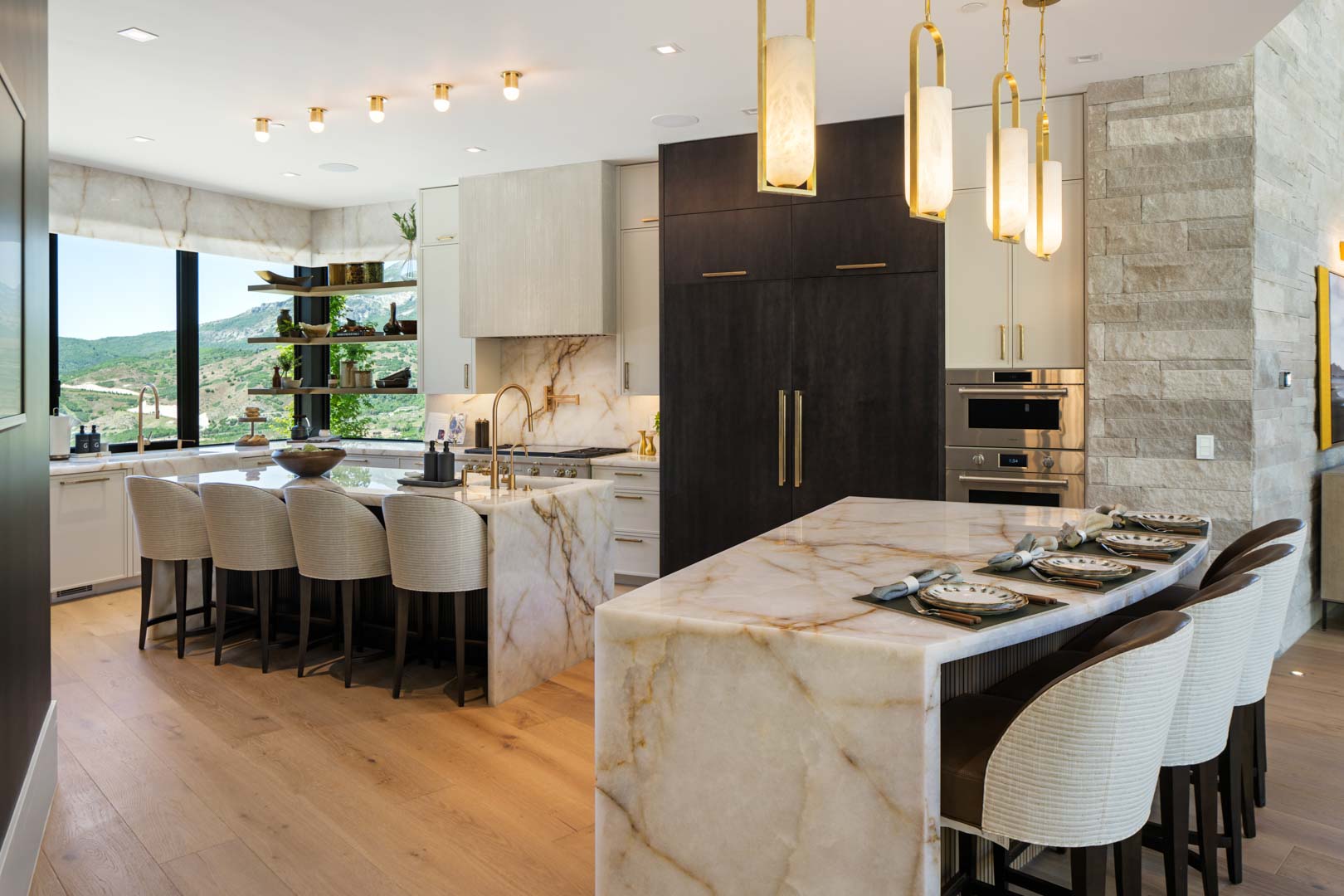 Evergreen Summit modern kitchen and design features