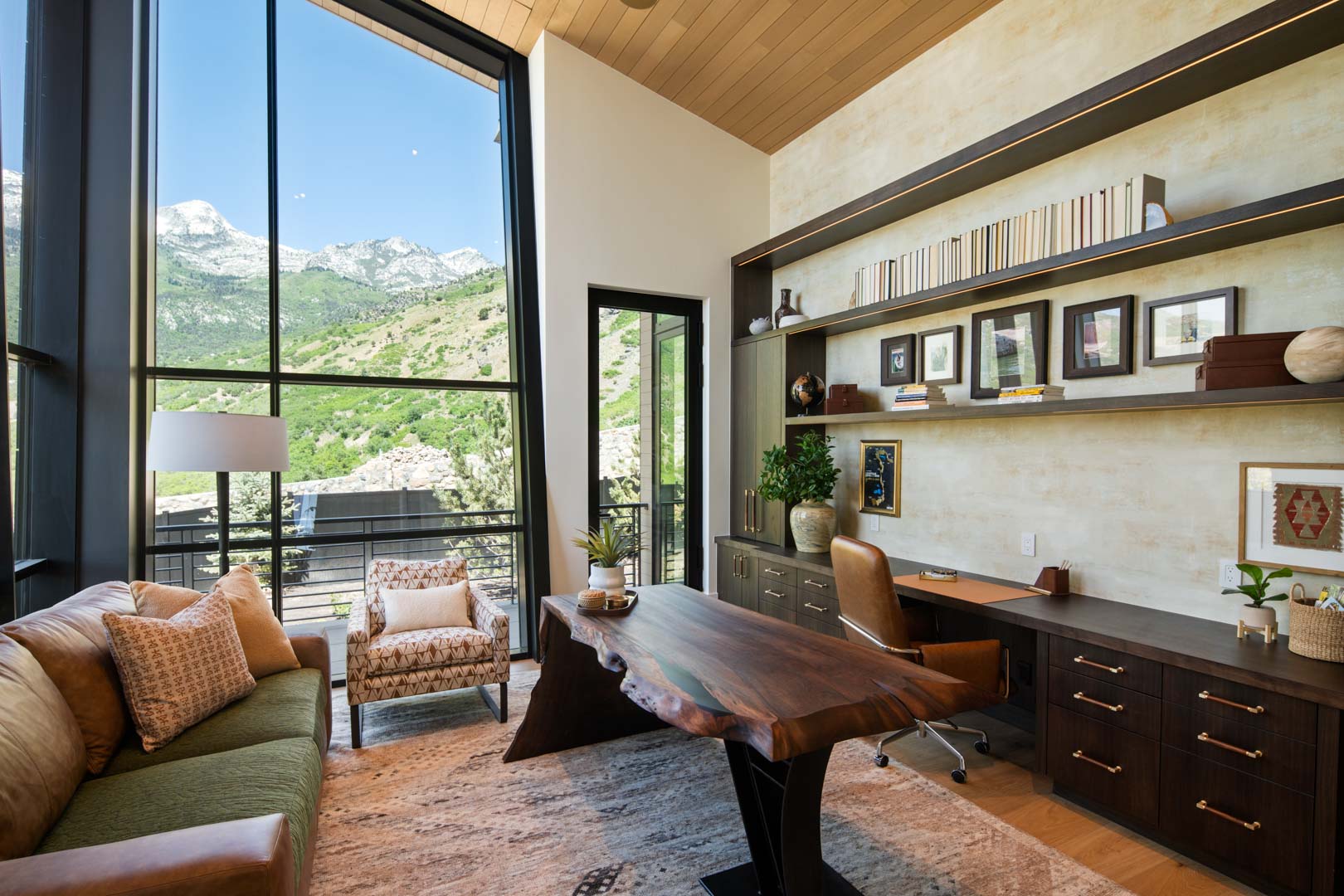 Evergreen Summit modern home interior finishes